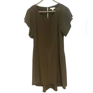 Halston black silk dress  size M excellent condition flutter sleeves great dress